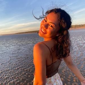 Meet your Posher, Ella